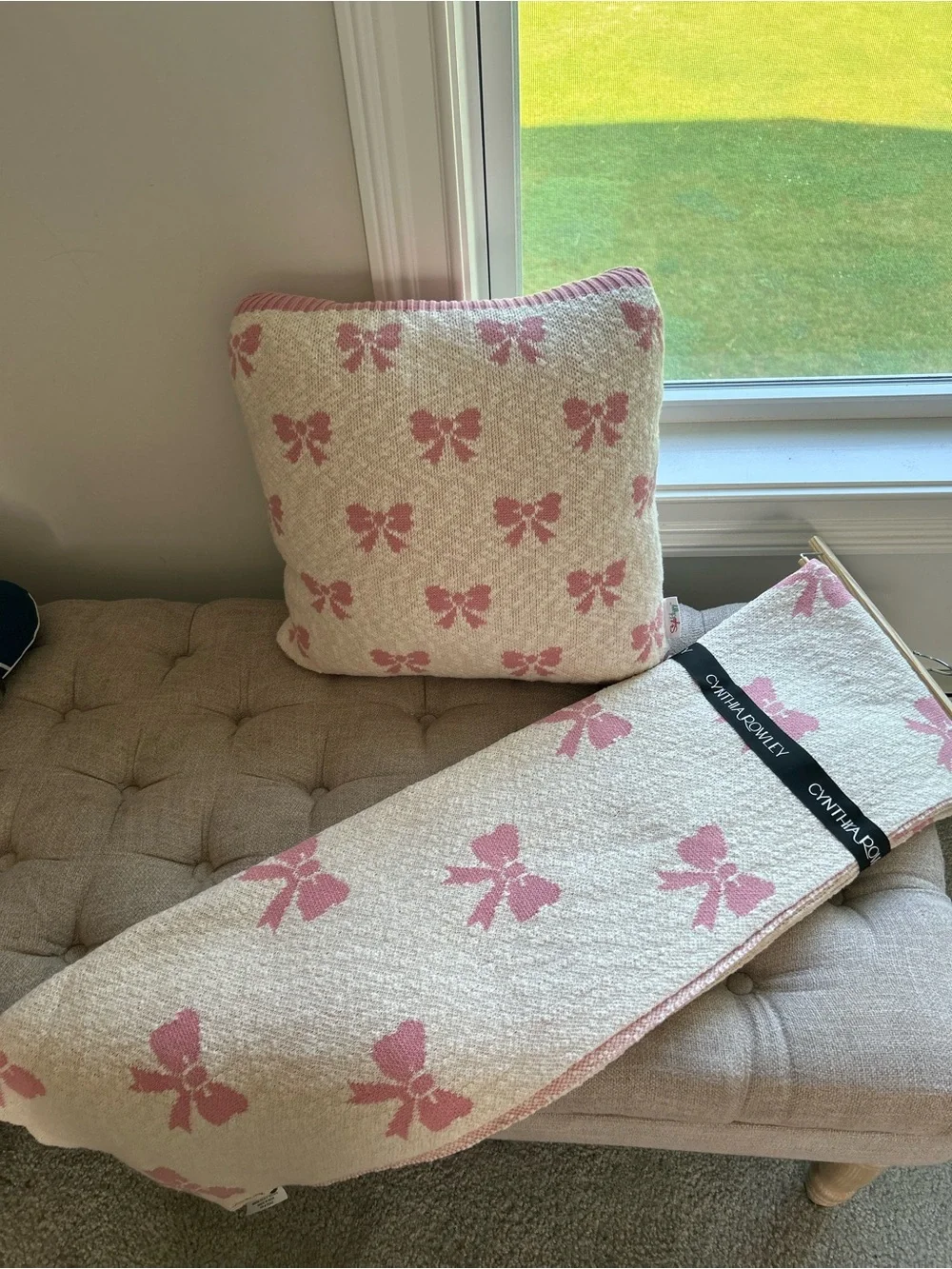 Cynthia Rowley Coquette Pink Bow Knit Throw Blanket & Pillow Matching Bundle Set